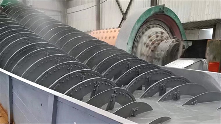 FC沉沒式（單、雙）螺旋分級(jí)機(jī)